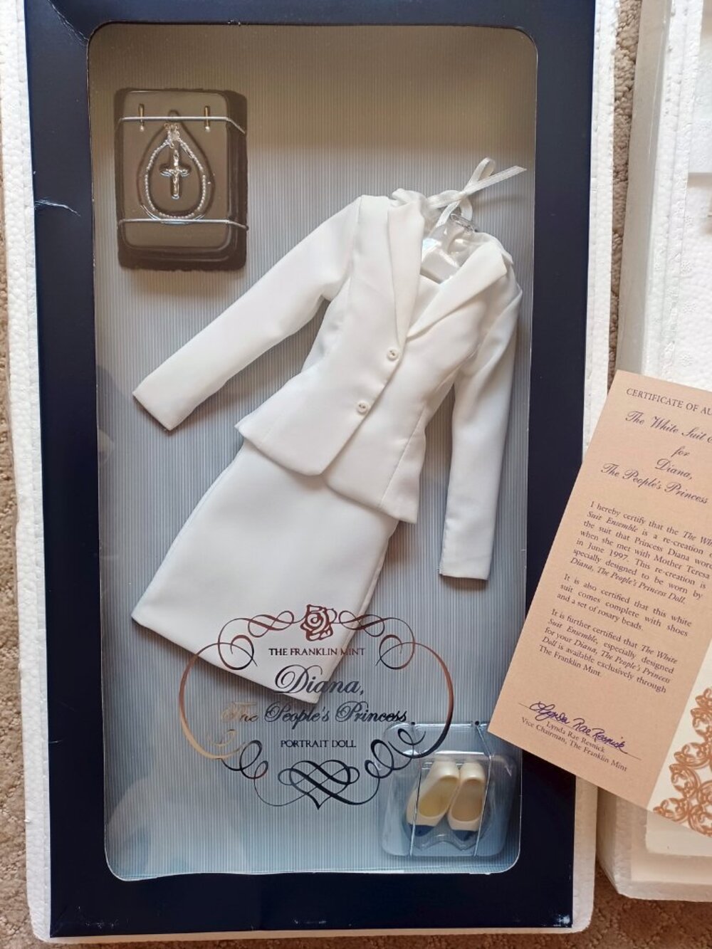 Franklin Mint Princess Diana doll White Suit Ensemble NRFB - COA